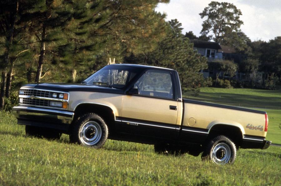  Chevrolet K1500 Regular Cab Fleetside Pickup 1988 года  (фото 2 из 2)